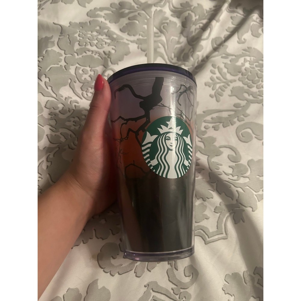 STARBUCKS HALLOWEEN 2022 GLOW IN THE DARK SPOOKY TUMBLER